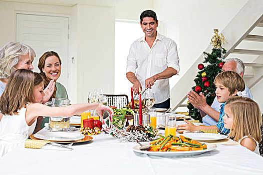 家庭,享受,圣诞餐,餐桌