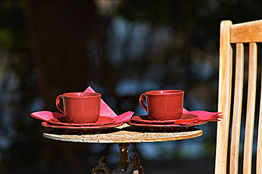 桌子,两个,红色,咖啡,杯子,木质,柚木,平台,花园椅,法国