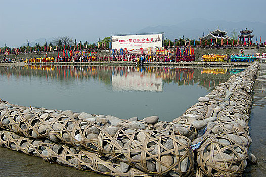 中国非物质文化遗产-都江堰放水节情景