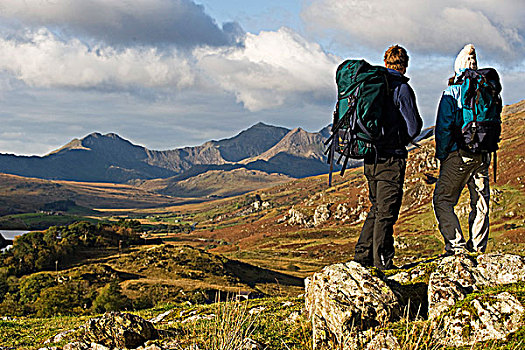 北威尔士,雪墩山,一个,男人,女人,停止,地图,远足