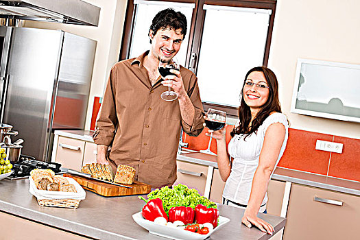 幸福伴侣,切削,面包,现代,厨房,一起,饮料,红酒