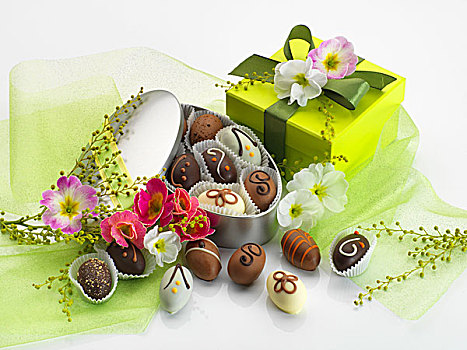复活节,巧克力,锡罐,绿色,薄纱,樱草花,礼盒