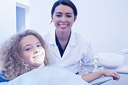 小女孩,微笑,儿科,牙医,牙科诊所