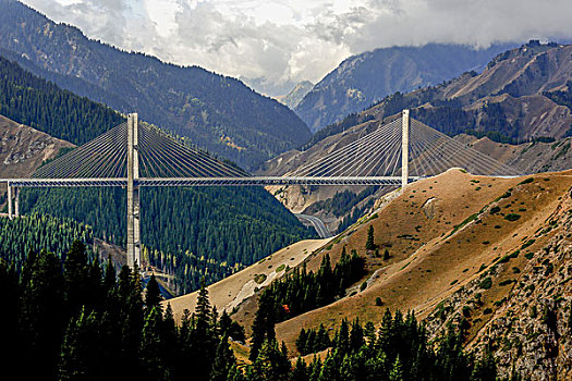 果子沟大桥,新疆伊犁州霍城县