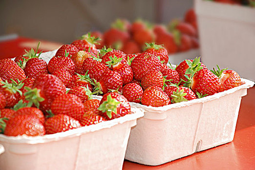草莓,纸板箱