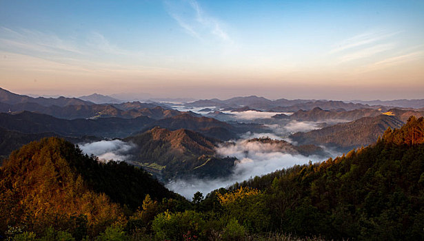 石潭,云海,安徽,山沟,油菜花,风光,壮观,气候,环境,仙境,诱惑,秀美,俯瞰,村庄