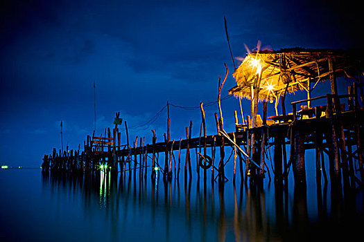 亮灯,木质,码头,室外,水,夜晚,苏梅岛,泰国