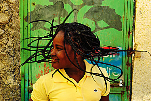 haiti,port,au,prince,black,girl,dancing,with,braids