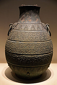 河北省博物院,蟠螭纹带盖铜圆壶