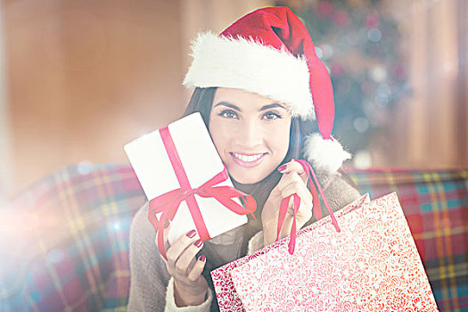 微笑,黑发,拿着,礼物,购物袋,圣诞节,在家,客厅