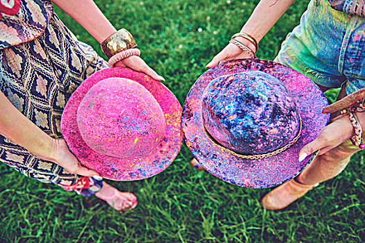 下半身,风景,两个,美女,拿着,帽子,遮盖,色彩,粉笔,节日