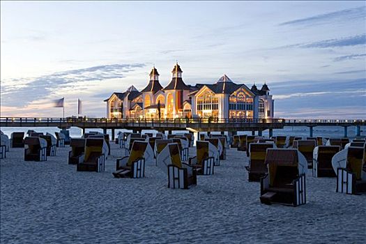 沙滩椅,码头,黄昏,塞林,吕根岛,梅克伦堡前波莫瑞州,德国