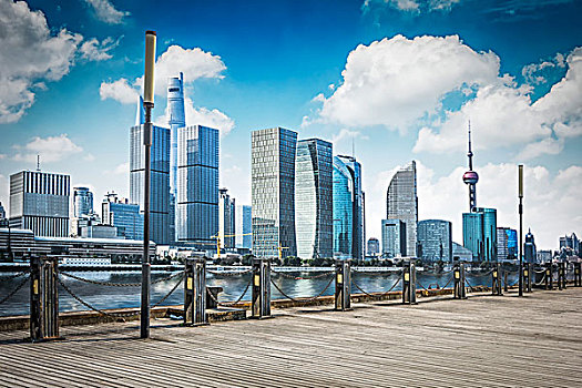 现代化的天际线和建筑在中国上海