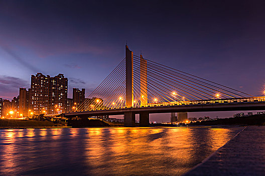 成都牧华路锦江大桥夜景