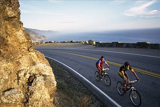 骑自行车,1号公路,蒙特里,加利福尼亚,美国