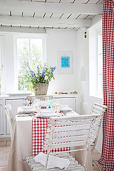 红色,白色,方格,帘,桌布,餐桌,厨房操作台