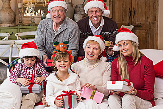 头像,高兴,大家庭,圣诞帽,拿着,礼物