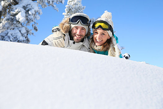 愉悦,情侣,滑雪,卧,雪中