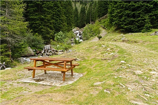 野餐桌,意大利阿尔卑斯山