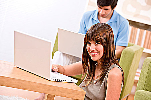 学生,两个,青少年,笔记本电脑,客厅,绿色,扶手椅