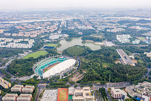 航拍广州大学城体育中心体育场,广州大学城中心体育场