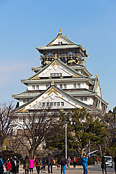 日本大阪,在大阪城的春天樱花盛开期间,se