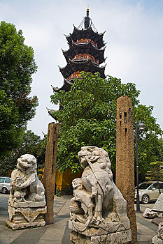 上海,龙华寺