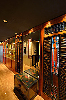 文华东方酒店古色古香的走廊