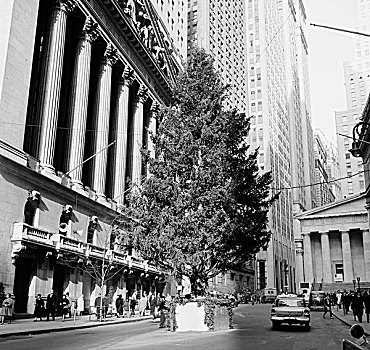 美国,纽约,巨大,圣诞树,正面,纽约股票交易所