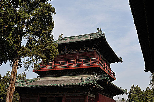 隆兴寺