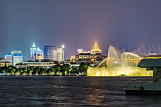 杭州西湖夜景音乐喷泉