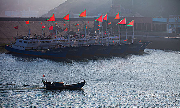 嵊泗渔港码头景色