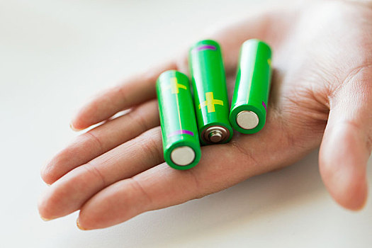 特写,握着,绿色,电池