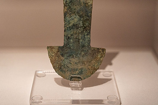 秘鲁西坎国家博物馆藏西坎文化青铜杜米刀