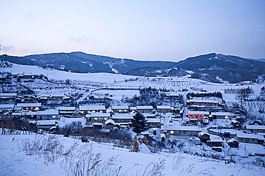 松岭雪村