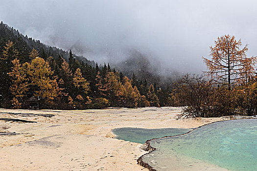 川西黄龙雪景