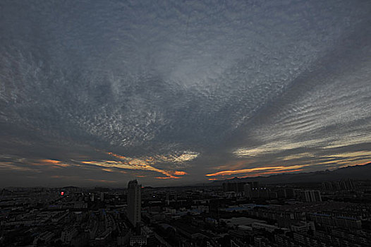 秦皇岛,汤河,大楼,城市,建筑,风貌,海港区,住宅,绿地,森林,草坪,蓝天,白云