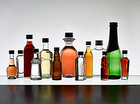 聚集,多样,微型,瓶子,酒,标签,逆光