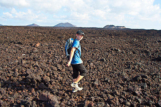 男孩,走,小路,火山,区域,兰索罗特岛
