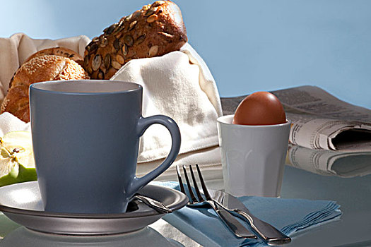 早餐,桌子,咖啡,粮食,苹果,蛋,报纸