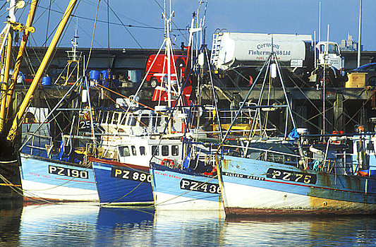 渔船,港口,里维埃拉,康沃尔,英格兰,英国