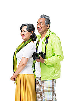 中老年夫妇旅游拍照