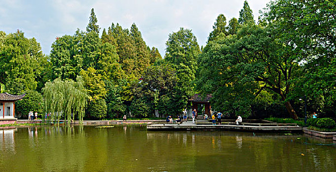 西湖园林,郭庄