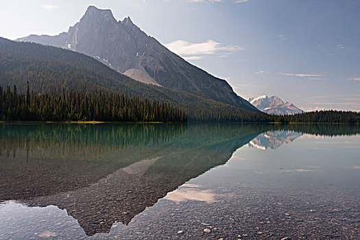 山,反射,翡翠湖,日出,幽鹤国家公园,不列颠哥伦比亚省,加拿大