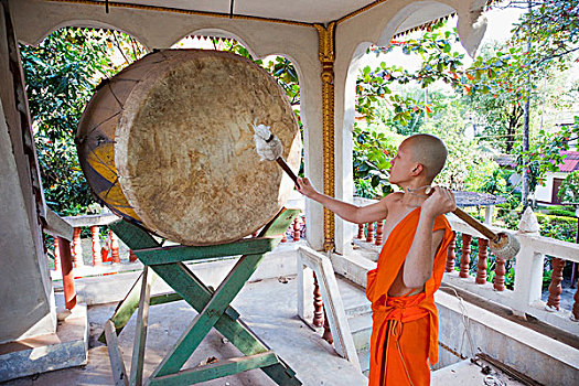 老挝,万象,寺院,僧侣,鼓,信号,祈祷,时间