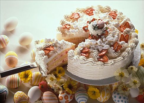 复活节蛋糕,大黄,草莓奶油,块,切削
