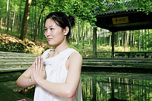 年轻,亚洲女性,瑜珈,户外