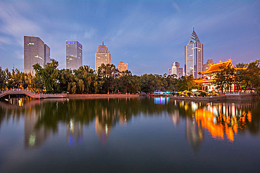 乌鲁木齐城市风光夜景