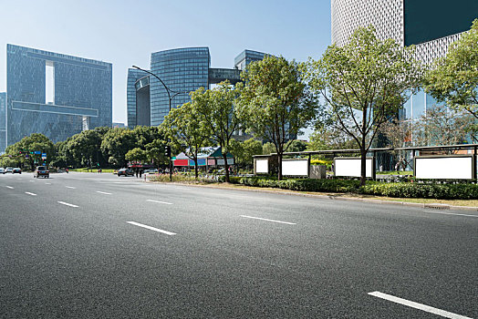 现代城市建筑和公路,杭州钱江新城