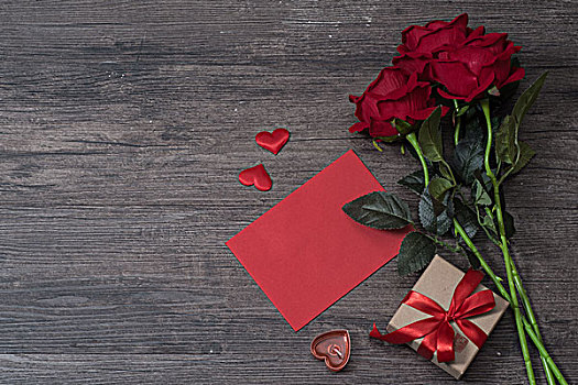 玫瑰花和情人节礼物